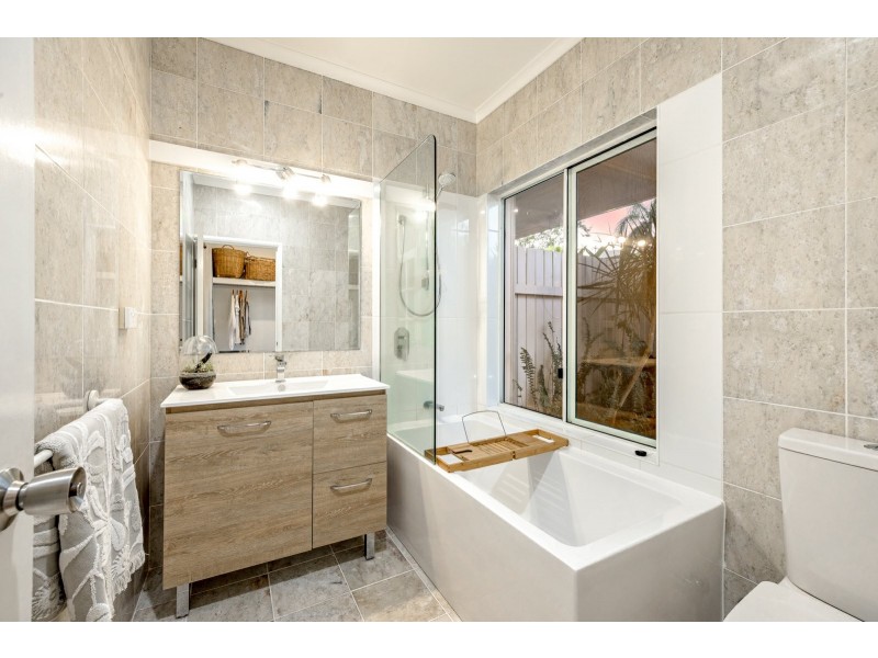 51 Nolan Street, Whitfield QLD 4870