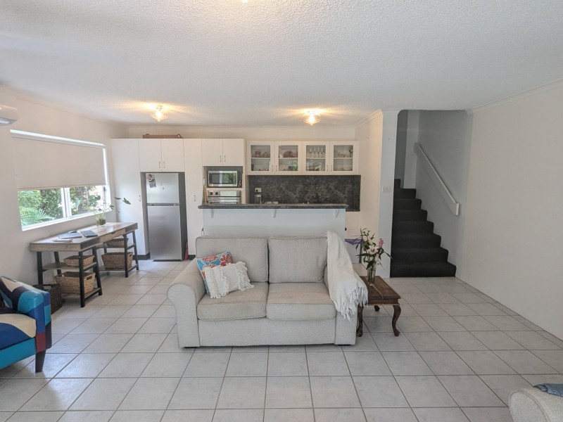 6/6 Deauville Close, Yorkeys Knob QLD 4878