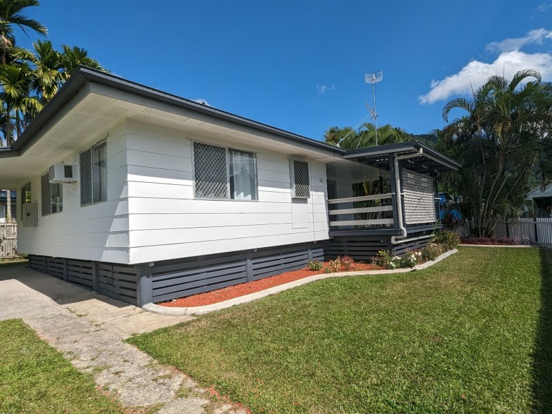 16 Witney Street, Manoora QLD 4870