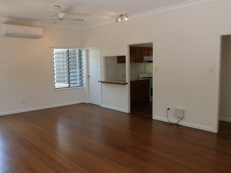 102 Woodward Street, Edge Hill QLD 4870