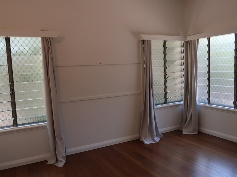 102 Woodward Street, Edge Hill QLD 4870