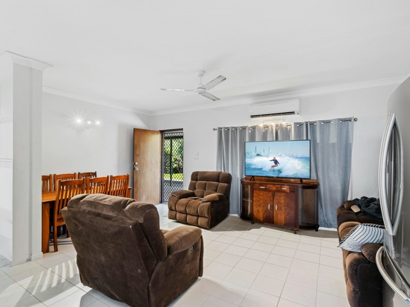 2/33 Petersen Street, Trinity Beach QLD 4879