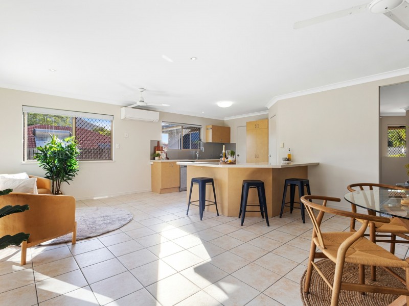 6 Taringa Street, Brinsmead QLD 4870