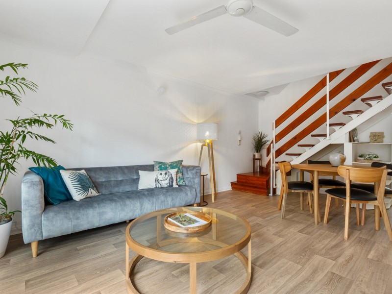 10/6-8 Cannon Street, Manunda QLD 4870