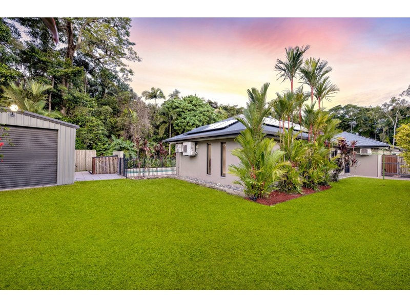 1A Byrnes Close, Whitfield QLD 4870