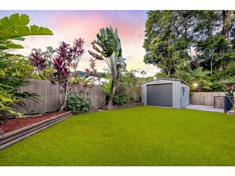 1A Byrnes Close, Whitfield QLD 4870
