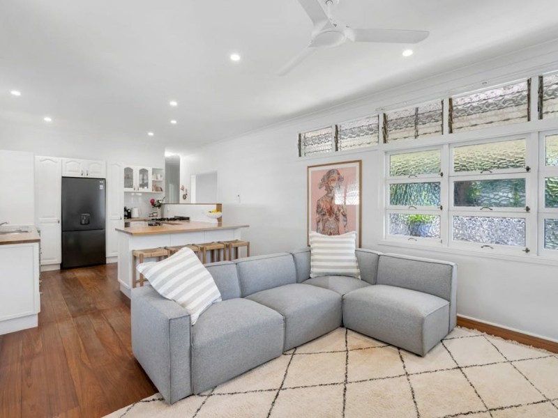 196 Woodward Street, Whitfield QLD 4870