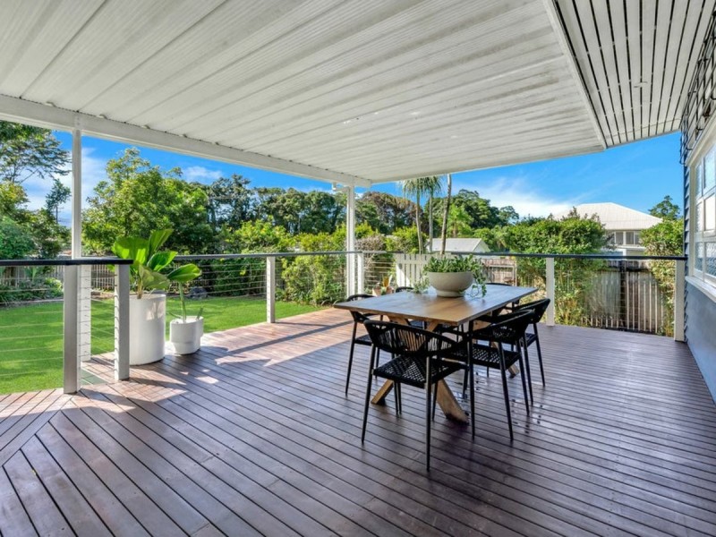 196 Woodward Street, Whitfield QLD 4870