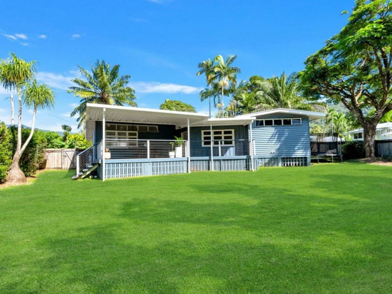 196 Woodward Street, Whitfield QLD 4870