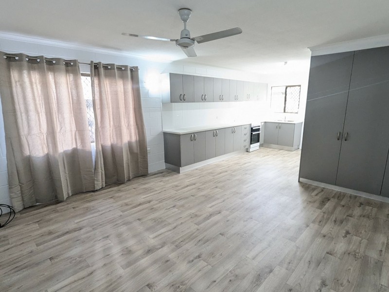3/22 Hoare Street, Manoora QLD 4870