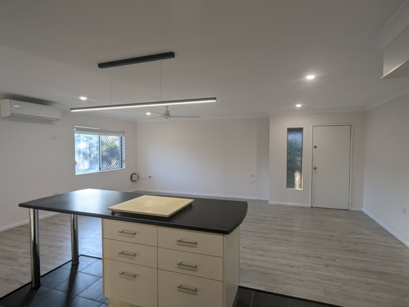 29 Amrbrust Street, Manoora QLD 4870