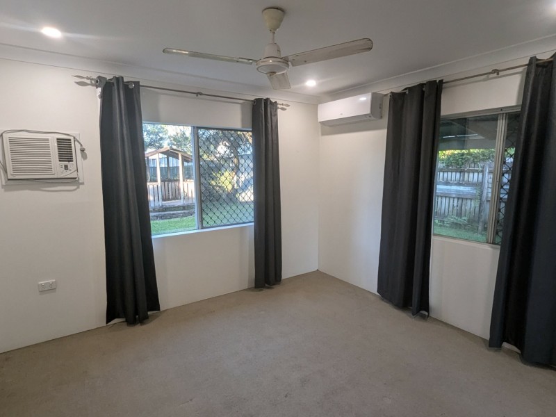 29 Amrbrust Street, Manoora QLD 4870