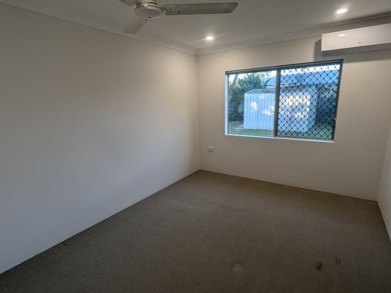 29 Amrbrust Street, Manoora QLD 4870