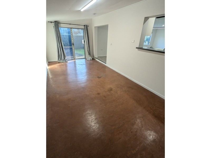 29 Amrbrust Street, Manoora QLD 4870