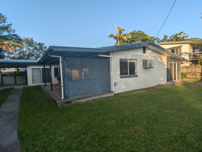 29 Amrbrust Street, Manoora QLD 4870