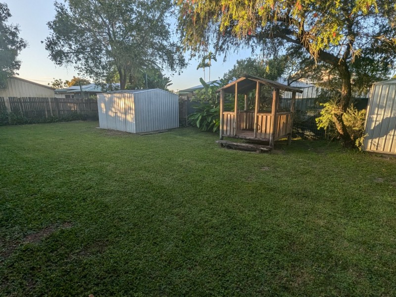 29 Amrbrust Street, Manoora QLD 4870