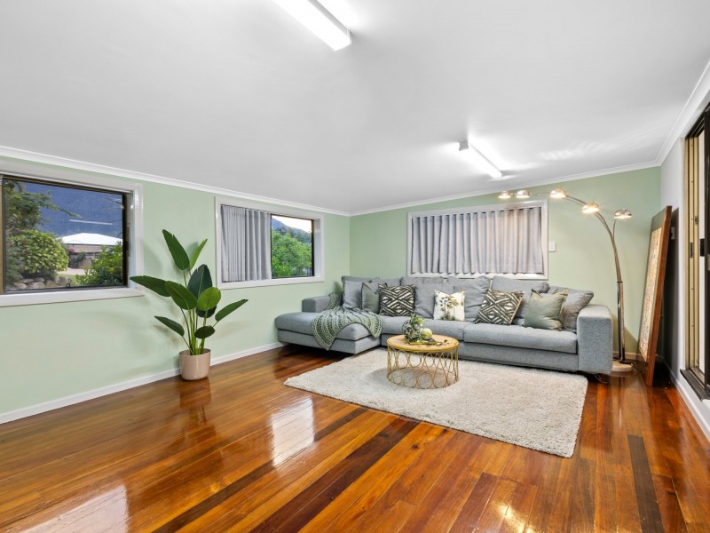 3 Slate Close, Brinsmead QLD 4870