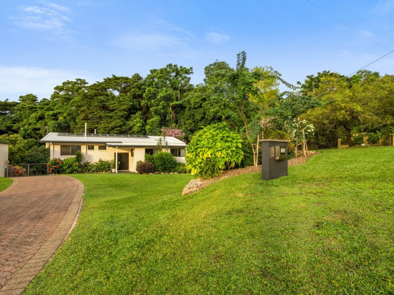 3 Slate Close, Brinsmead QLD 4870