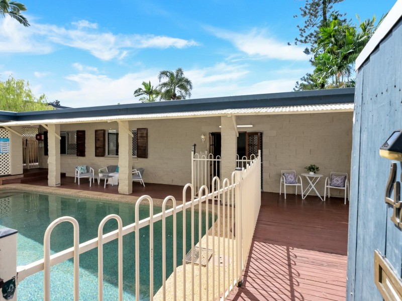 42 Valmadre Street, Caravonica QLD 4878