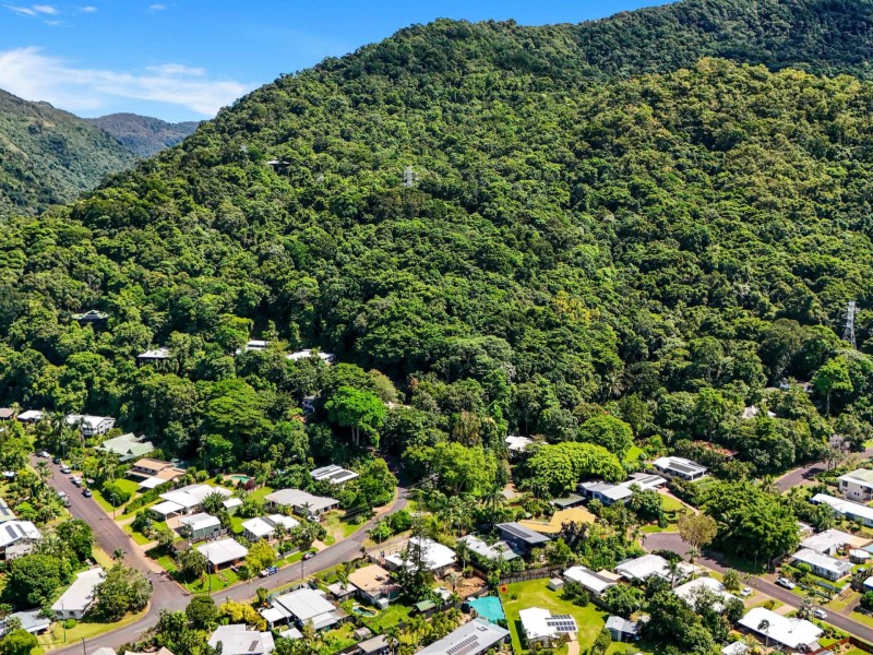 42 Valmadre Street, Caravonica QLD 4878