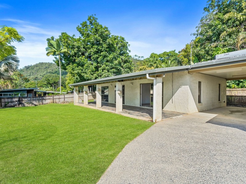4 Primo Street, Freshwater QLD 4870