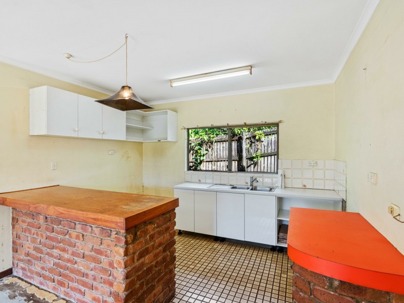 4 Primo Street, Freshwater QLD 4870