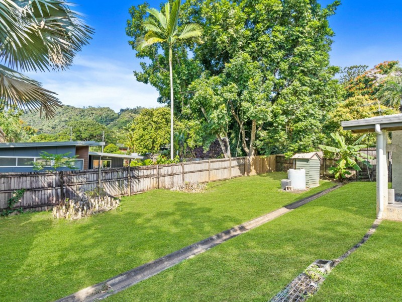 4 Primo Street, Freshwater QLD 4870