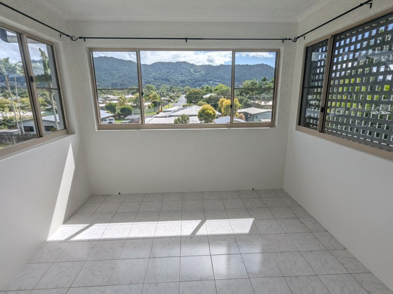 8/28 Springfield Crescent, Manoora QLD 4870