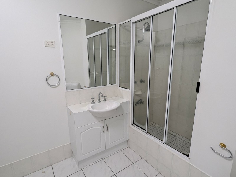 12/133 Collins Avenue, Edge Hill QLD 4870