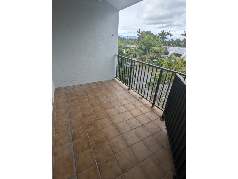 12/133 Collins Avenue, Edge Hill QLD 4870