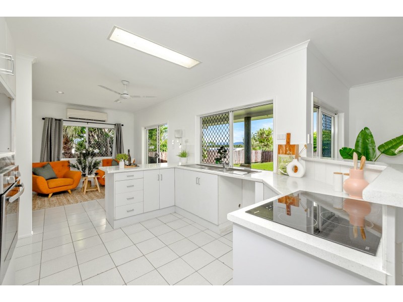 5 Whyandra Close, Mount Sheridan QLD 4868