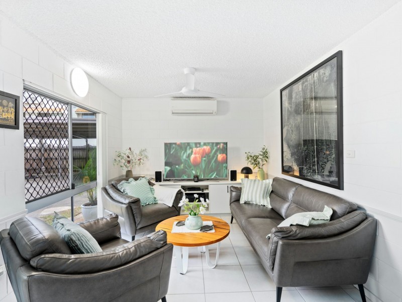 1/281 Lake Street, Cairns North QLD 4870