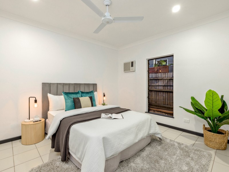 10 Curlewis Close, Brinsmead QLD 4870