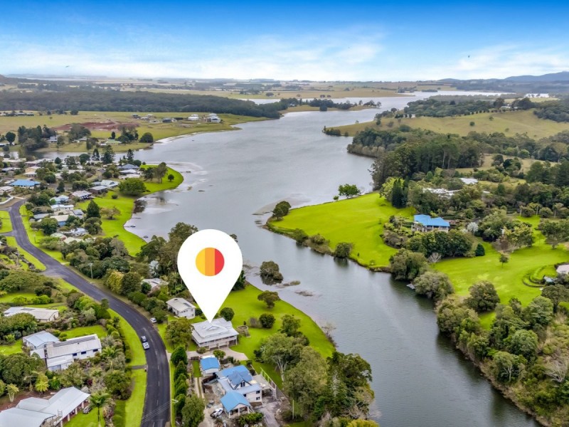 4 The Esplanade, Yungaburra QLD 4884