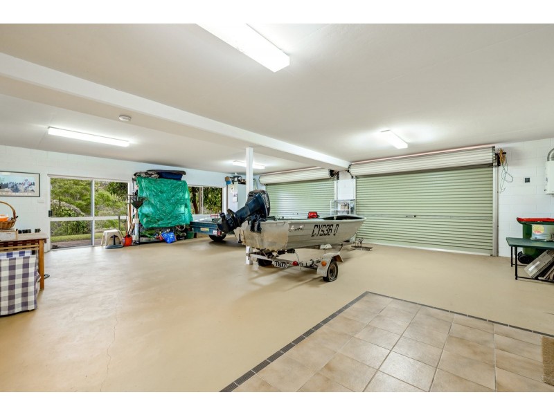 4 The Esplanade, Yungaburra QLD 4884