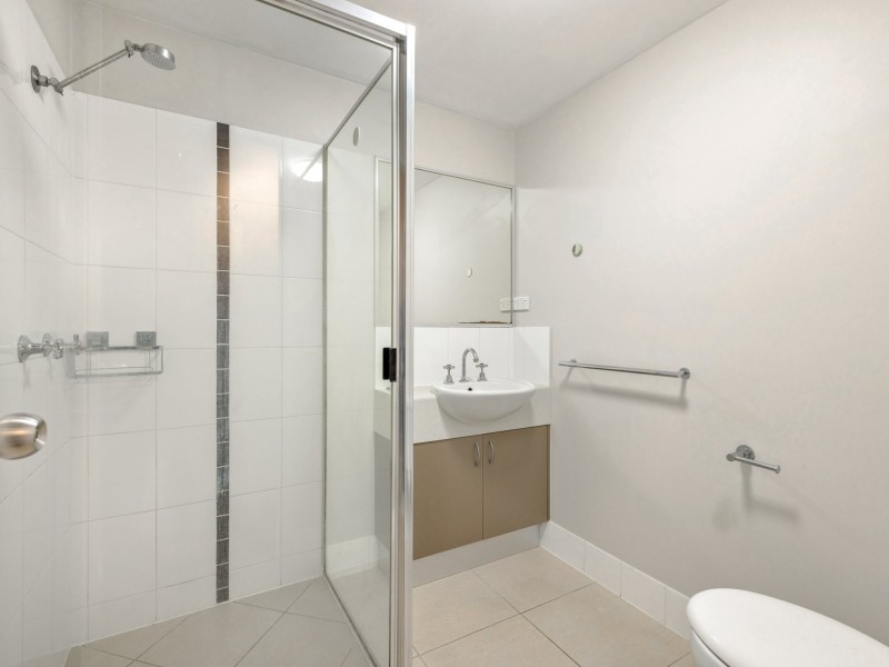 115/92 Digger Street, Cairns North QLD 4870