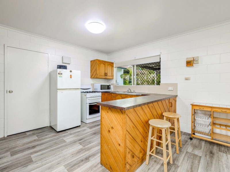 6/191-199 Woodward Street, Whitfield QLD 4870