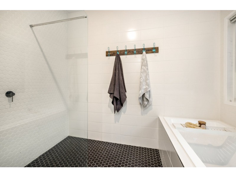 431 Mayers Street, Edge Hill QLD 4870