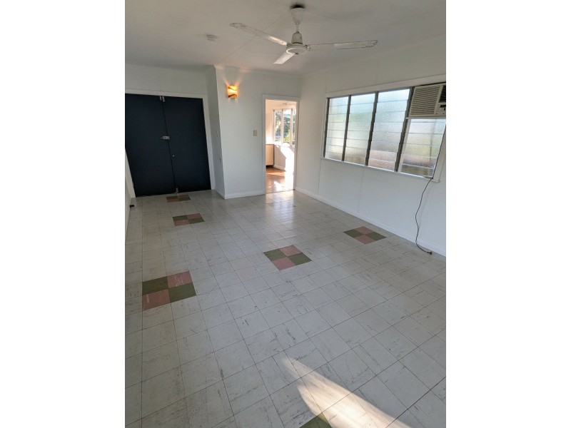 21 Oxley Street, Edge Hill QLD 4870