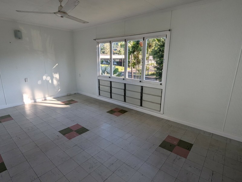 21 Oxley Street, Edge Hill QLD 4870