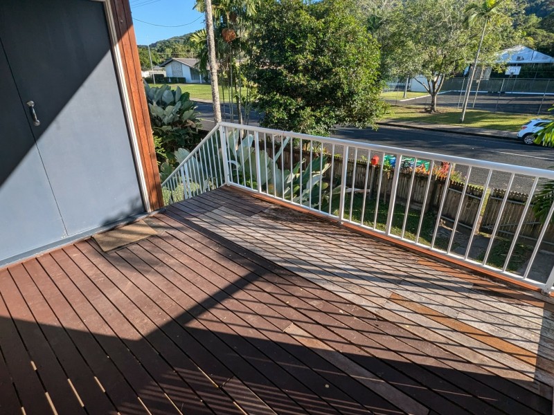 21 Oxley Street, Edge Hill QLD 4870
