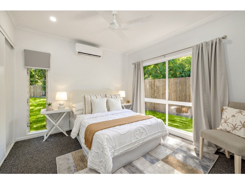 51 Baronia Crescent, Holloways Beach QLD 4878