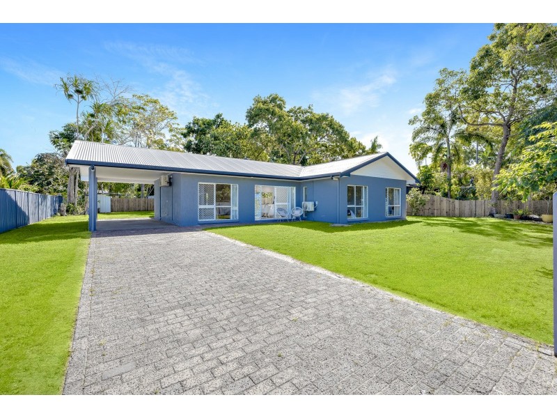51 Baronia Crescent, Holloways Beach QLD 4878