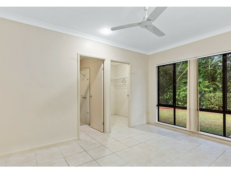 2 Aroona Street, Caravonica QLD 4878