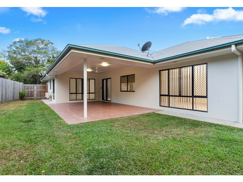 2 Aroona Street, Caravonica QLD 4878