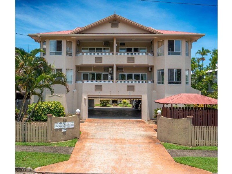 2/50 Cairns Street, Cairns North QLD 4870