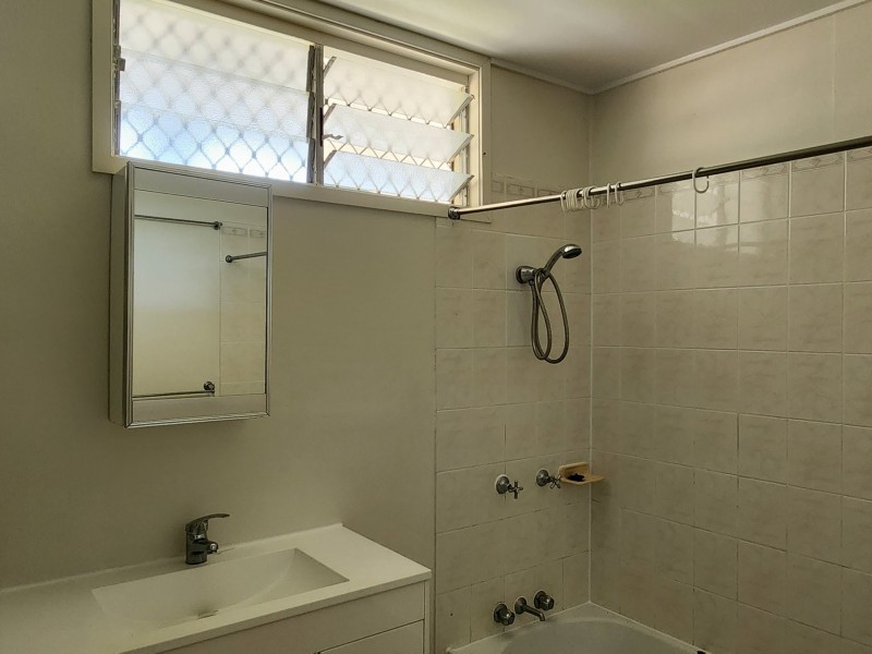 13 Oxley Street, Edge Hill QLD 4870