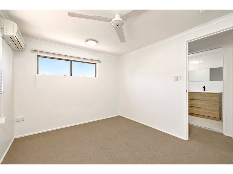 1/34 Turner Street, Whitfield QLD 4870