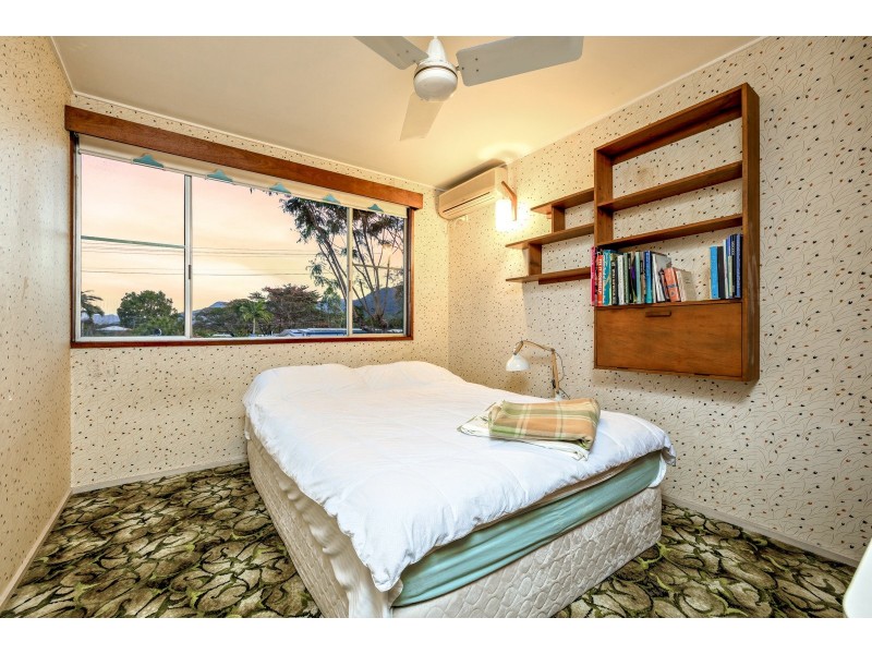 178 Greenslopes Street, Edge Hill QLD 4870