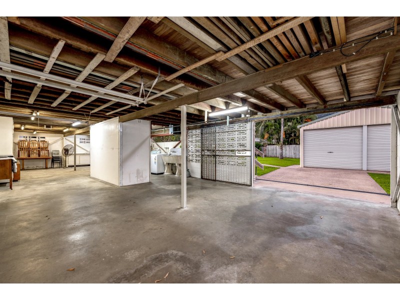 178 Greenslopes Street, Edge Hill QLD 4870